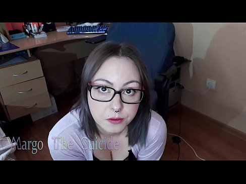 ❤️ Noia sexy amb ulleres xucla un consolador profundament davant la càmera ❤️ Porno de qualitat a nosaltres ca.hentai-ita.ru ❤